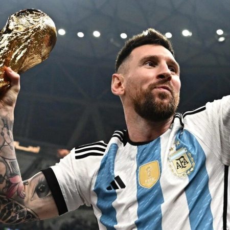 Messi quyết định không tham gia World Cup, rời Argentina 